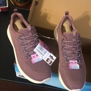Women’s Air Cooled Skechers